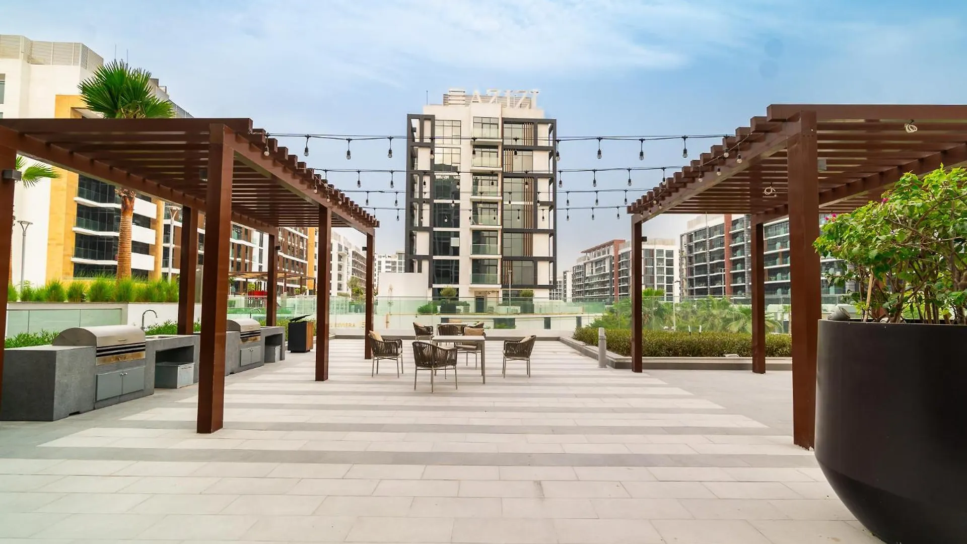 Apartment Citihome- Elegant Studio Retreat With Cozy Comfort Dubai