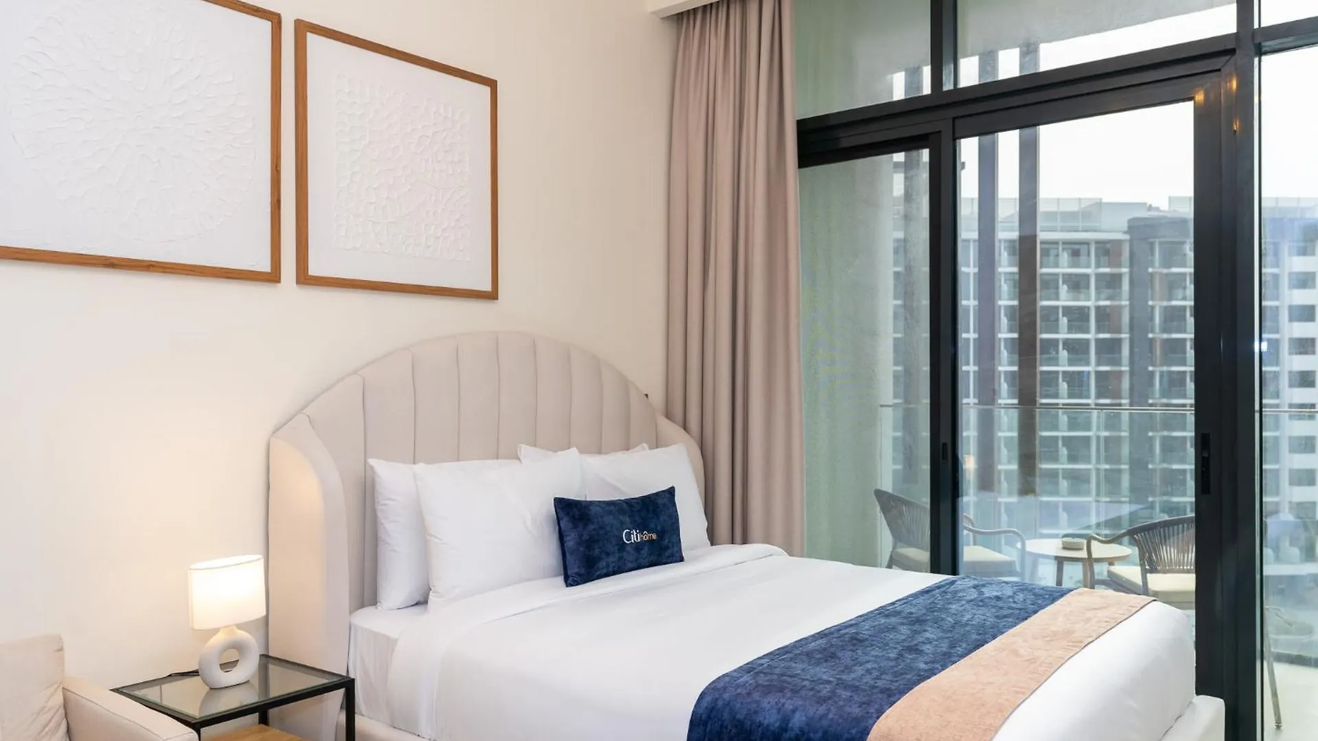 Apartment Citihome- Elegant Studio Retreat With Cozy Comfort Dubai