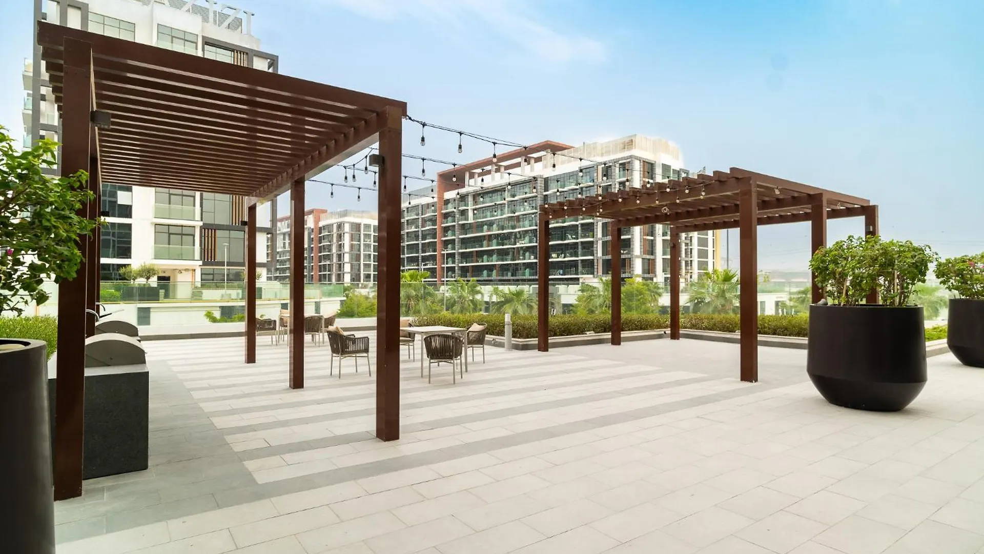Citihome- Elegant Studio Retreat With Cozy Comfort Dubai 0*,