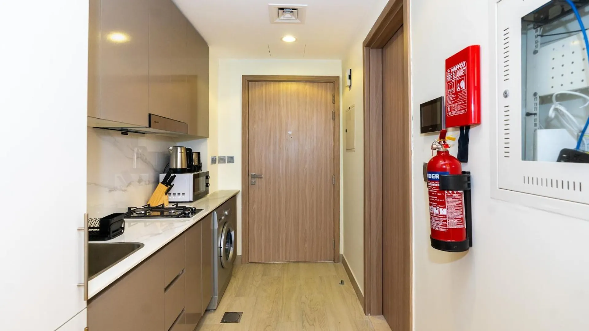 Apartment Citihome- Elegant Studio Retreat With Cozy Comfort Dubai